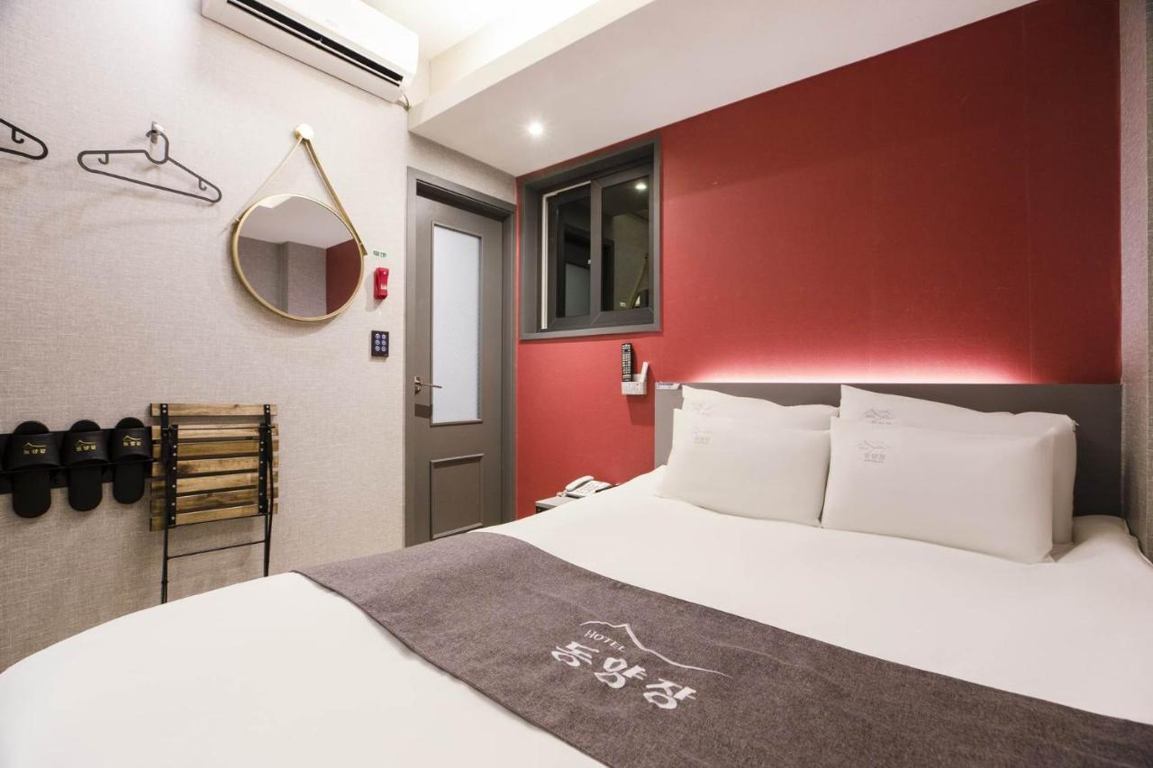 Hotel Dongyangjang Dongdaemun-Jongno Seul Esterno foto